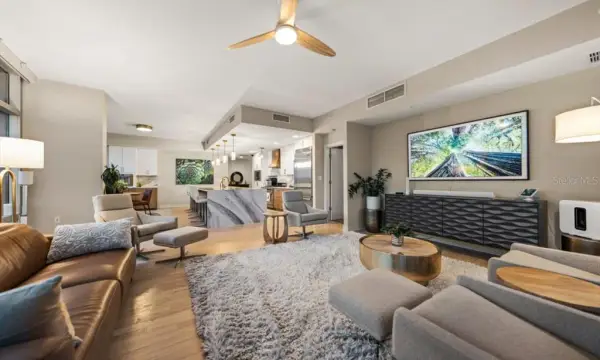 1120 E Kennedy Boulevard, Unit 319, Tampa, FL, 33602