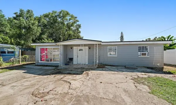 2922 Sample Loop, Tampa, FL, 33619
