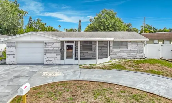 3441 Eisenhower Drive, Holiday, FL, 34691