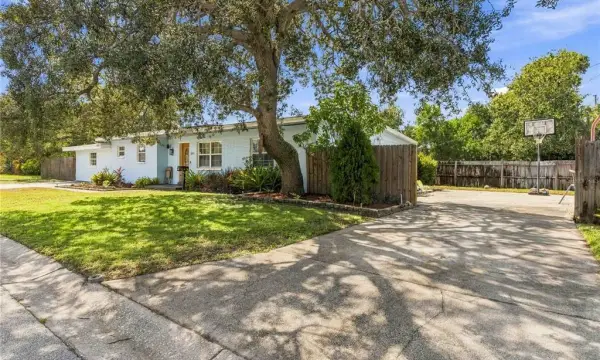 801 51st Avenue S, St Petersburg, FL, 33705