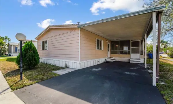 730 NW 214th Avenue, Pembroke Pines, FL, 33029
