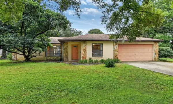 4702 Charro Lane, Plant City, FL, 33565