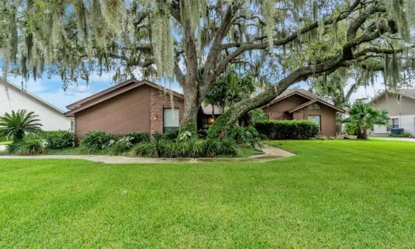 2871 Hammock Drive, Plant City, FL, 33566