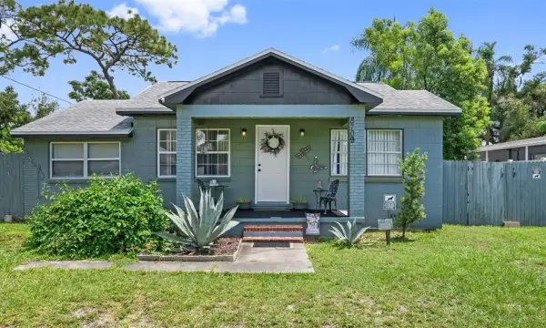8709 El Portal Drive, Tampa, FL, 33604