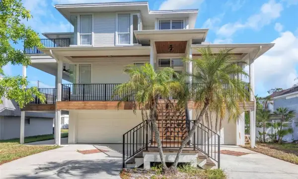 606 Indiana Avenue, Crystal Beach, FL, 34681