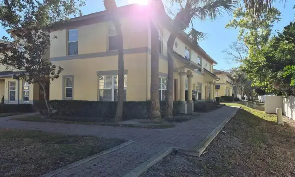 3845 Island Way, St Petersburg, FL, 33705