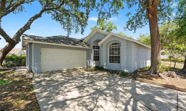 8710 Triple Oaks Road, Temple Terrace, FL, 33637