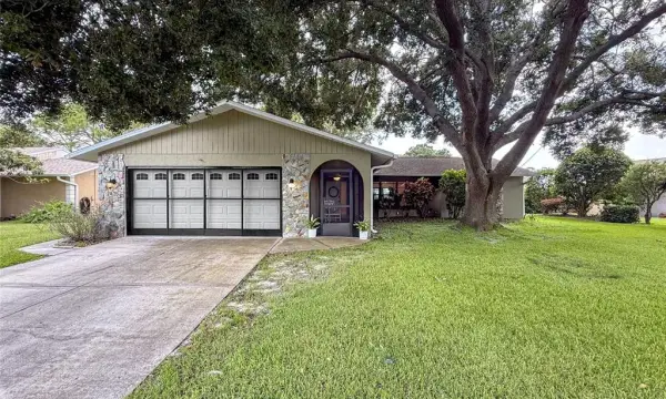 3711 Erin Brook Dr, New Port Richey, FL, 34655
