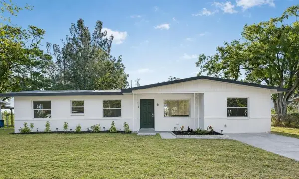 413 Country Club Drive, Oldsmar, FL, 34677