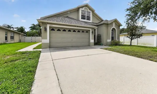 6717 Guilford Crest Drive, Apollo Beach, FL, 33572
