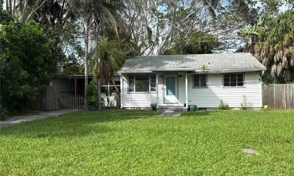 7011 Hibiscus Avenue S, South Pasadena, FL, 33707