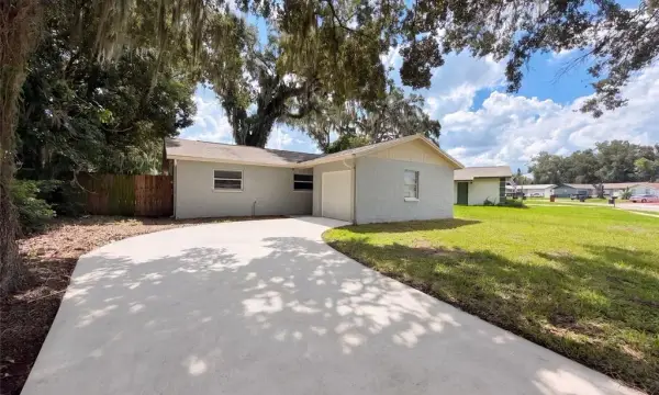 121 Inwood Circle, Brandon, FL, 33510