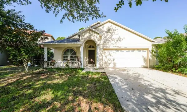 8516 Canterbury Lake Boulevard, Tampa, FL, 33619