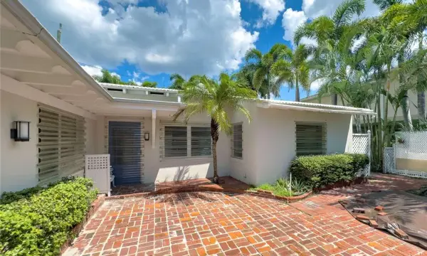 16107 Gulf Boulevard, Redington Beach, FL, 33708