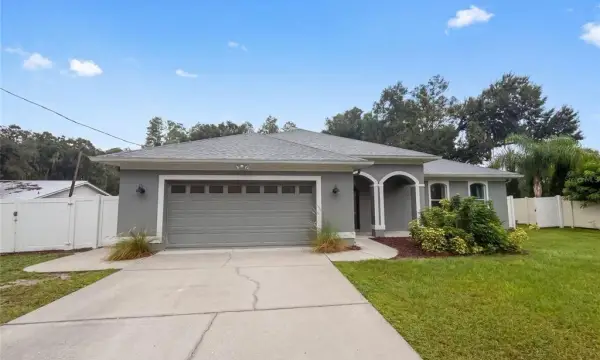 219 Willow Bend Parkway, Lutz, FL, 33549