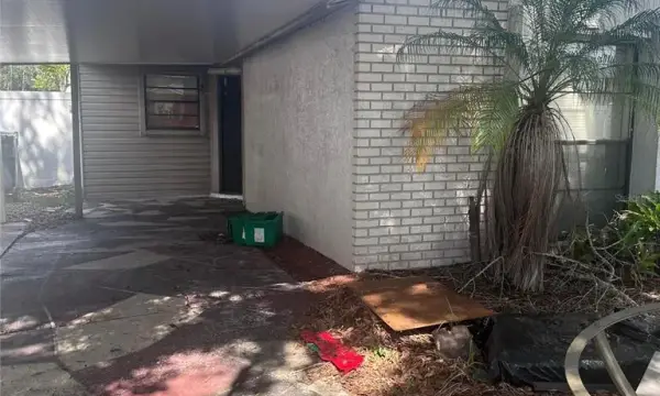 8240 Ravencroft Drive, Tampa, FL, 33615