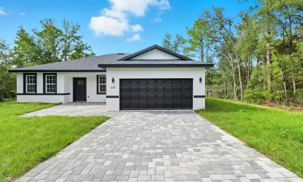 225 W Diego Place, Citrus Springs, FL, 34434