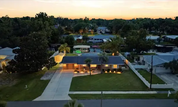 1302 SE Paradise Avenue, Crystal River, FL, 34429