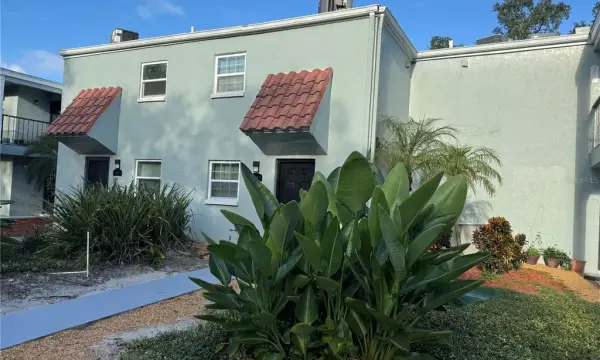 2884 Somerset Park Drive, Unit 2907, Tampa, FL, 33613