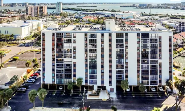 255 Dolphin Point, Unit 407, Clearwater Beach, FL, 33767