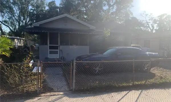 3019 E Louisiana Avenue, Tampa, FL, 33610