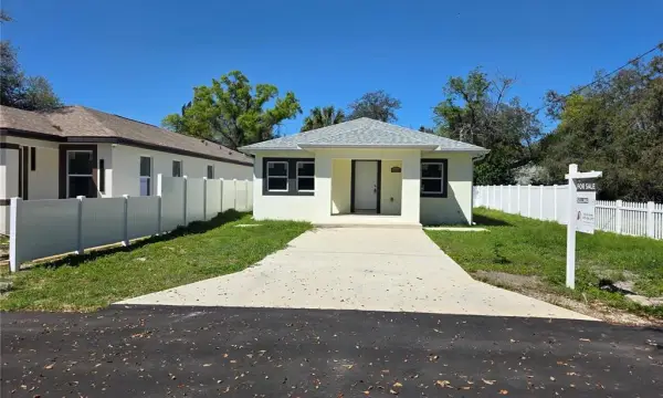 3704 Smith Tree Street, Tampa, FL, 33619