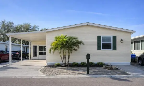 250 S Port Royal Lane, Apollo Beach, FL, 33572