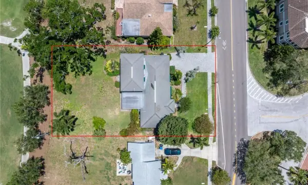 167 Almedo Way NE, St Petersburg, FL, 33704
