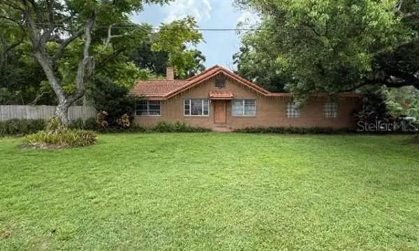 3011 S Wiggins Road, Plant City, FL, 33566