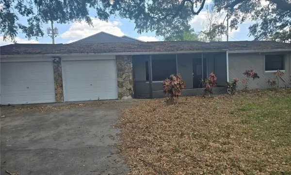 6124 11th Street, Zephyrhills, FL, 33542