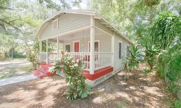 7105 N 10th Street, Tampa, FL, 33604
