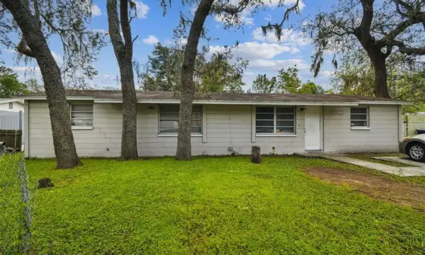 10101 N 11th Street, Tampa, FL, 33612