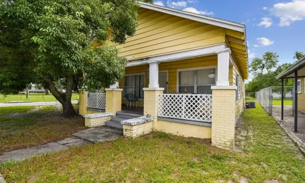 3417 E Lake Avenue, Tampa, FL, 33610