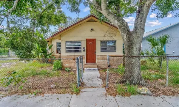 1745 44th Street S, St Petersburg, FL, 33711
