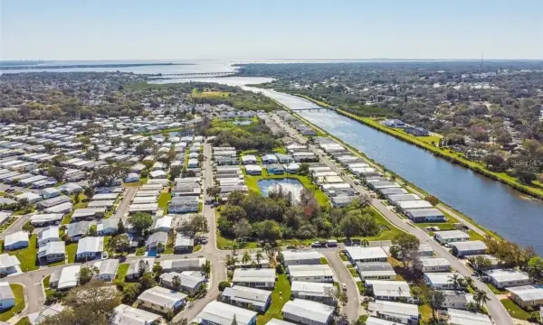 347 Canal Way, Oldsmar, FL, 34677
