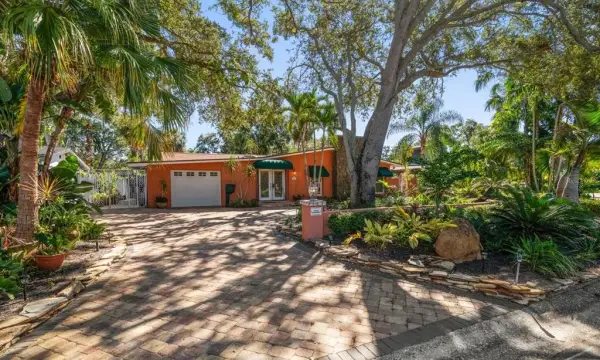 3033 82nd Way N, St Petersburg, FL, 33710
