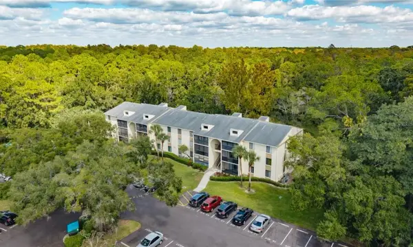 3232 Lake Pine Way E, Unit F2, Tarpon Springs, FL, 34688