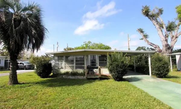 6021 Ridgewood Drive, Zephyrhills, FL, 33542