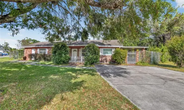 3605 W Flora Street, Tampa, FL, 33614