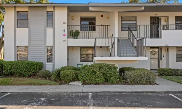 1601 43rd Street N, Unit 220, St Petersburg, FL, 33713