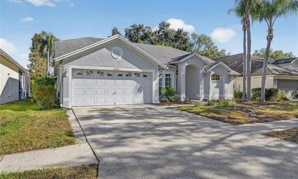 16604 Lake Heather Drive, Tampa, FL, 33618