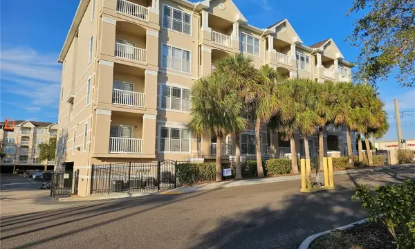 1216 S Missouri Avenue, Unit 202, Clearwater, FL, 33756