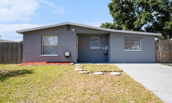 4521 W North Street, Tampa, FL, 33614
