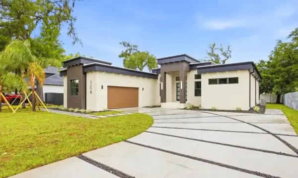 104 S Maki Road, Plant City, FL, 33563