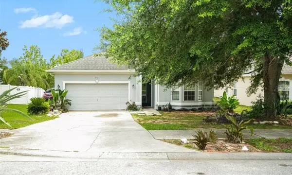 37110 Highland Bluff Circle, Dade City, FL, 33523