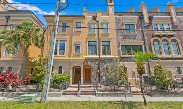 2226 Soho Bay Court, Tampa, FL, 33606