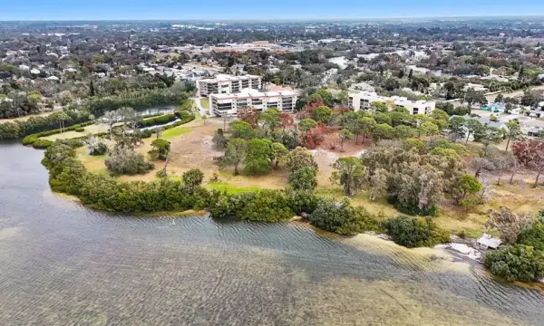 303 Tarpon Point, Tarpon Springs, FL, 34689