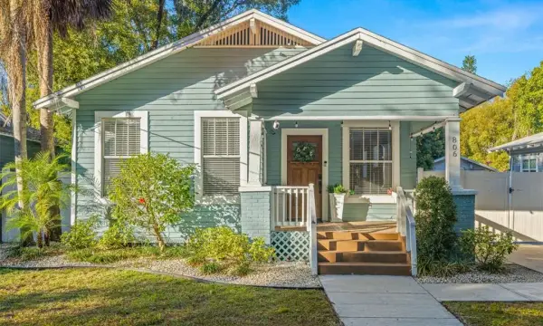 806 E Genesee Street, Tampa, FL, 33603