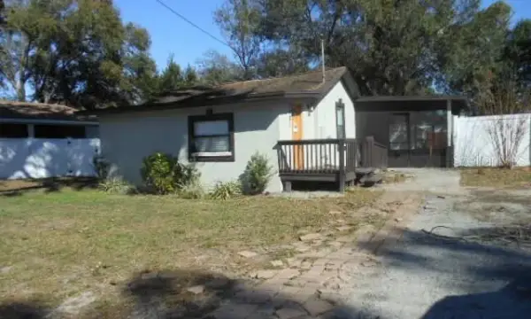 8421 N Orangeview Avenue, Tampa, FL, 33617