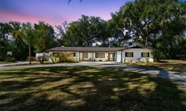 13550 11th Street, Dade City, FL, 33525